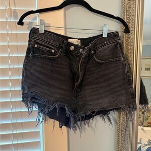Abercrombie & Fitch Black The Mom Short High Rise 27/4